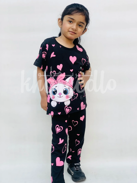 Black Kitty With Pink Hearts Print Kids Night Suit (TNW-601)